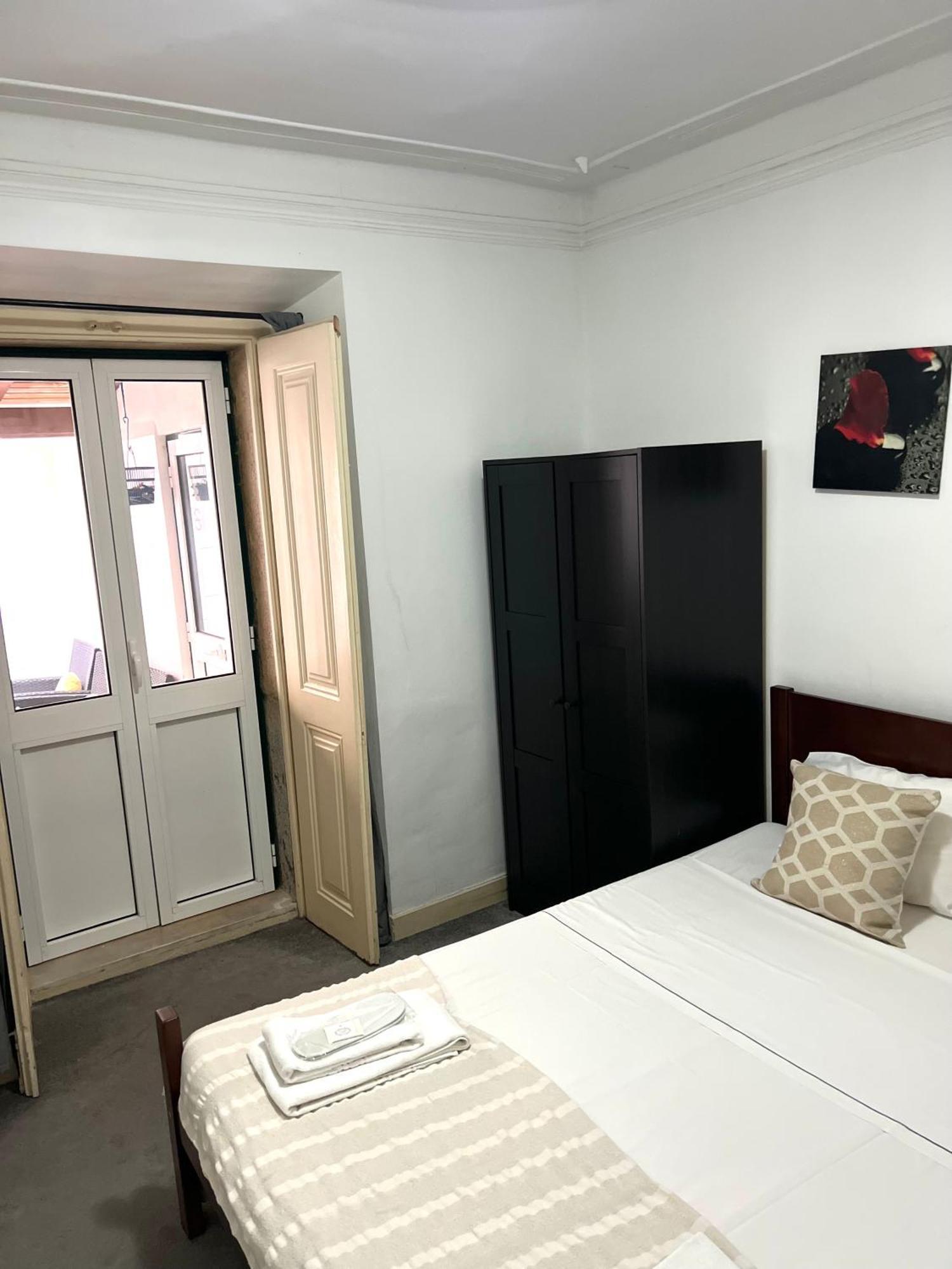 Sao Lazaro Bhuiyan Family Host Hotell Lisboa Exteriör bild